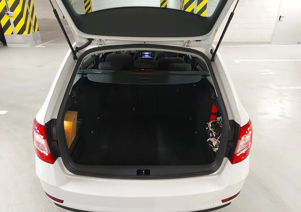 Skoda Octavia cena 53900 przebieg: 147500, rok produkcji 2020 z Poznań małe 191